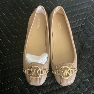 NWOT Michael Kors leather mocassins